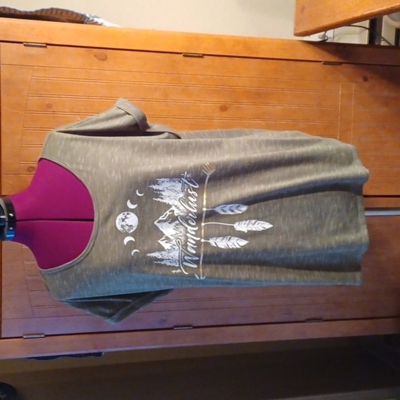 TRUESELF SHORT SLEEVE PLUS SIZECTOP - Picture 1 of 8